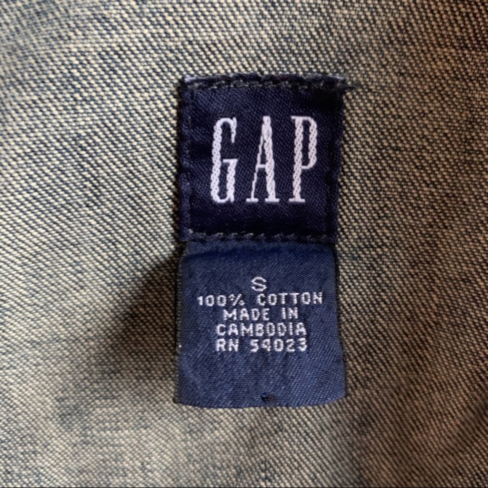 Gap Classic Denim Jacket - image 5